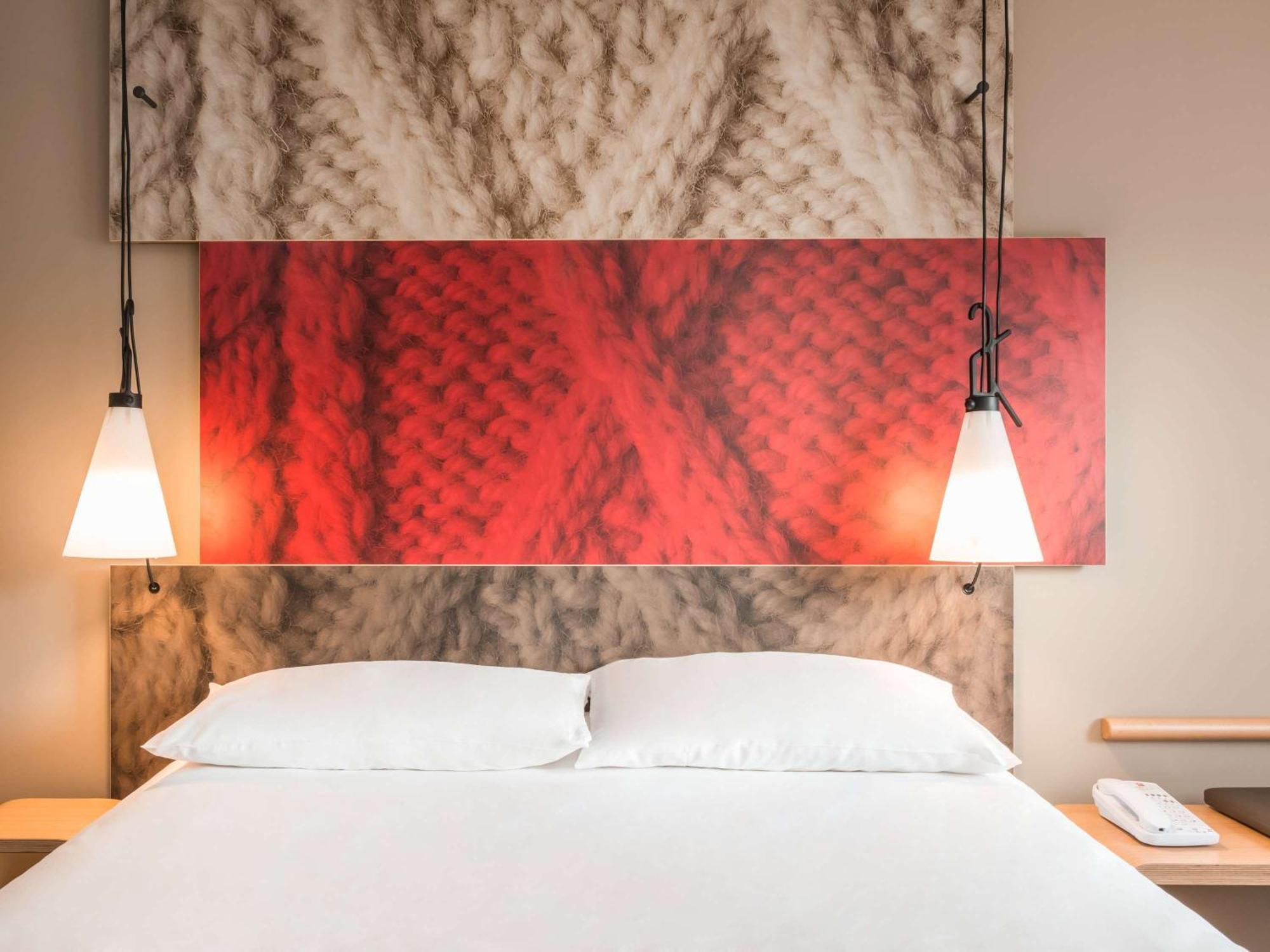 Ibis Carcassonne Est La Cite Exterior foto