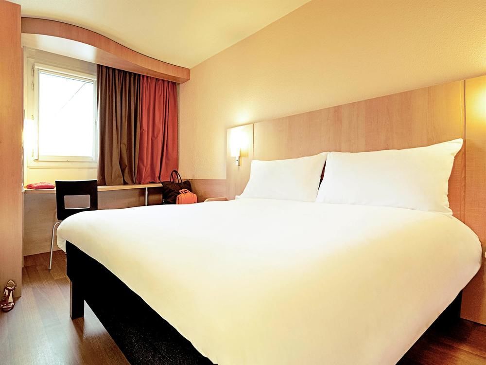 Ibis Carcassonne Est La Cite Exterior foto